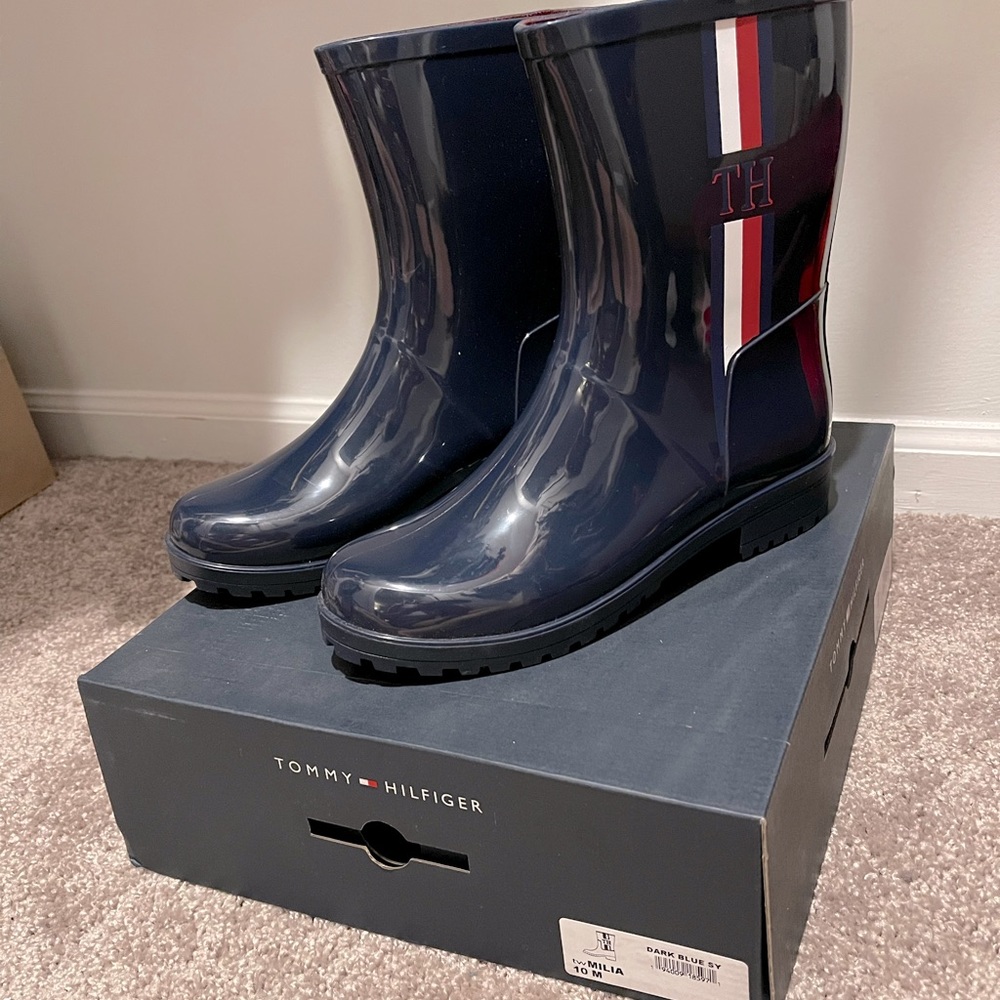 Tommy Hilfiger rain boots!